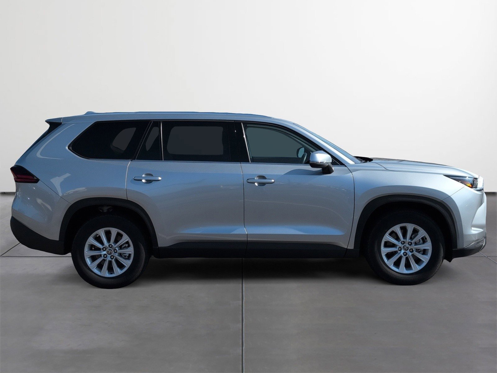 Used 2025 Toyota Grand Highlander XLE image 6