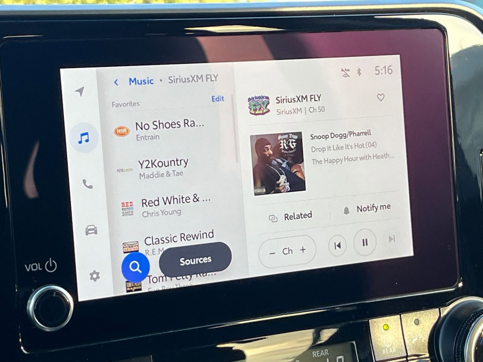 Used 2025 Toyota Highlander LE image 22