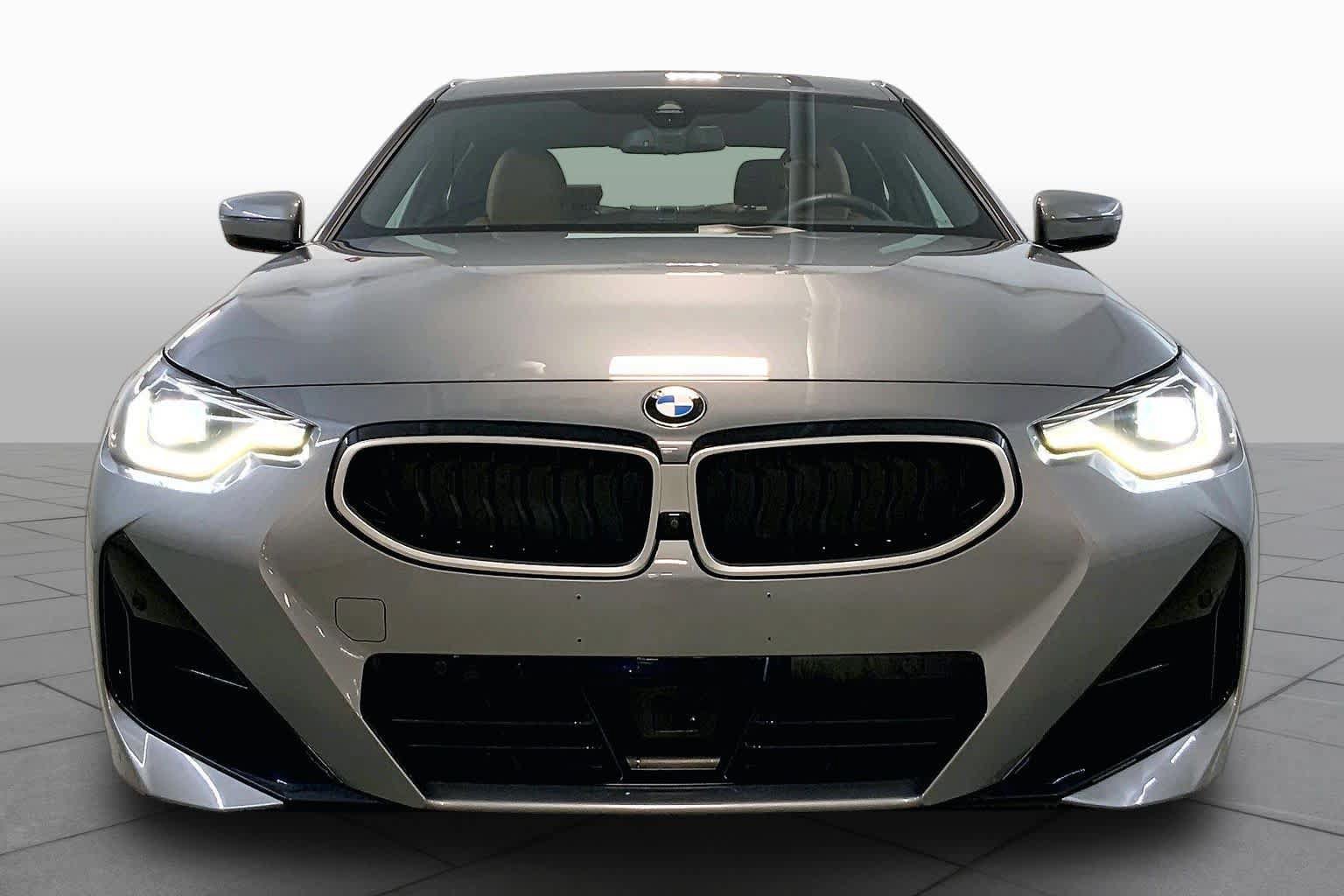 Used 2025 BMW 230i xDrive Coupe w/ M Sport Package AWD/4WD image 3