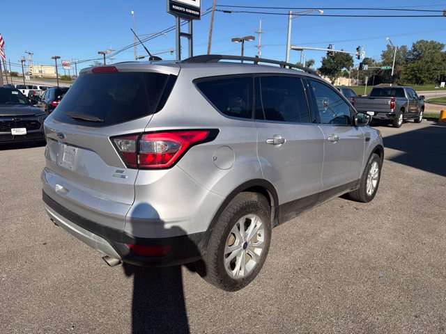 Used 2018 Ford Escape SE AWD/4WD image 9