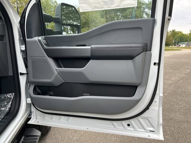 New 2026 Ford F250 XLT image 27