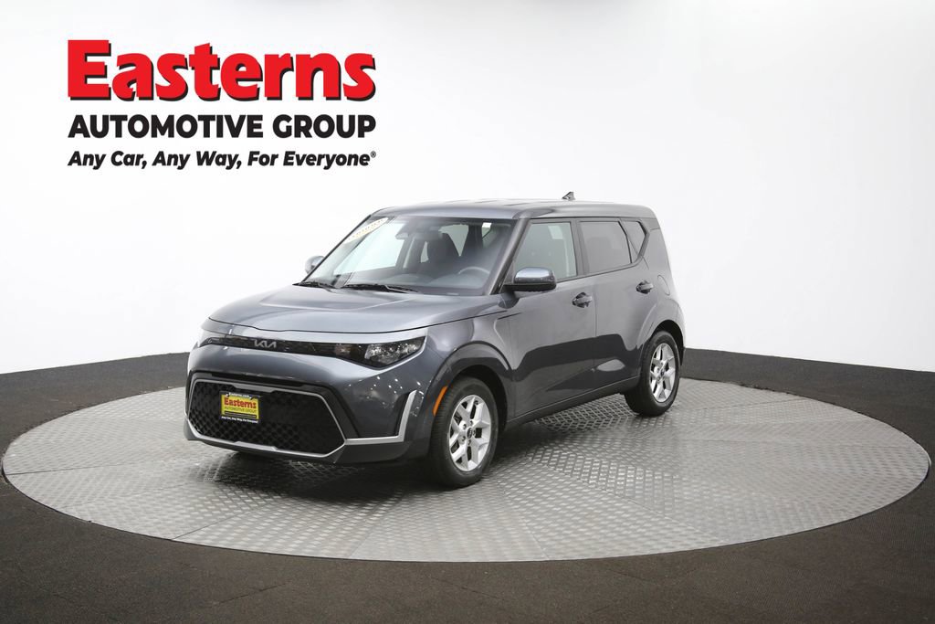Used 2023 Kia Soul LX w/ LX Technology Package image 55