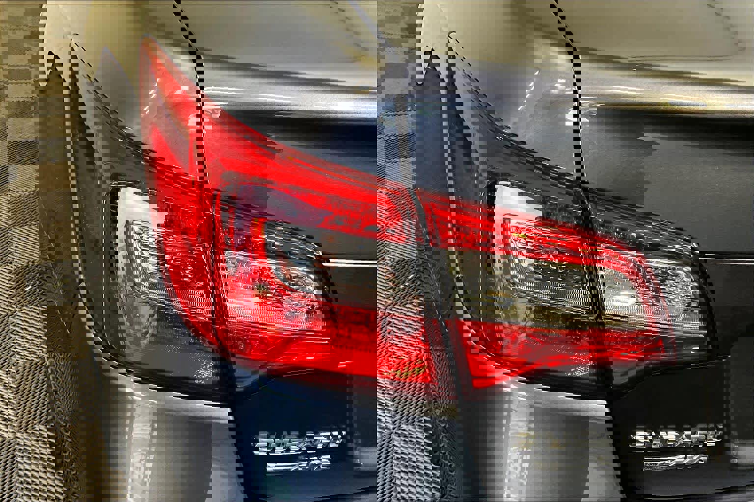 Used 2015 Subaru Legacy 3.6R Limited AWD/4WD image 27