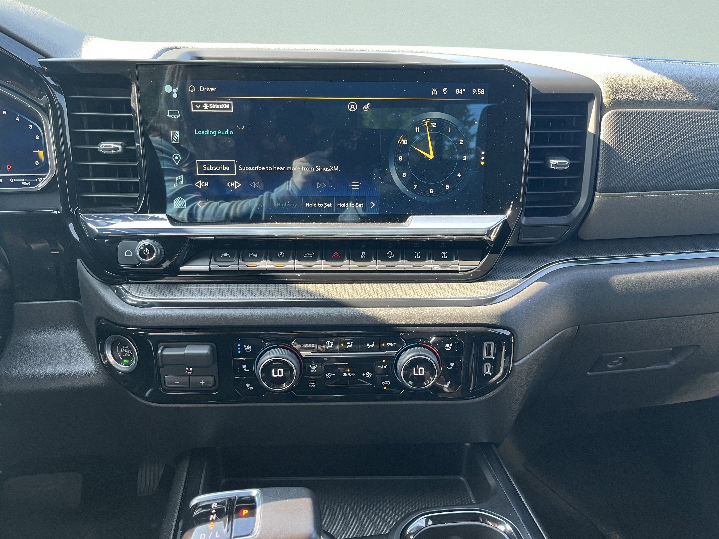 Used 2022 Chevrolet Silverado 1500 ZR2 w/ Technology Package image 10