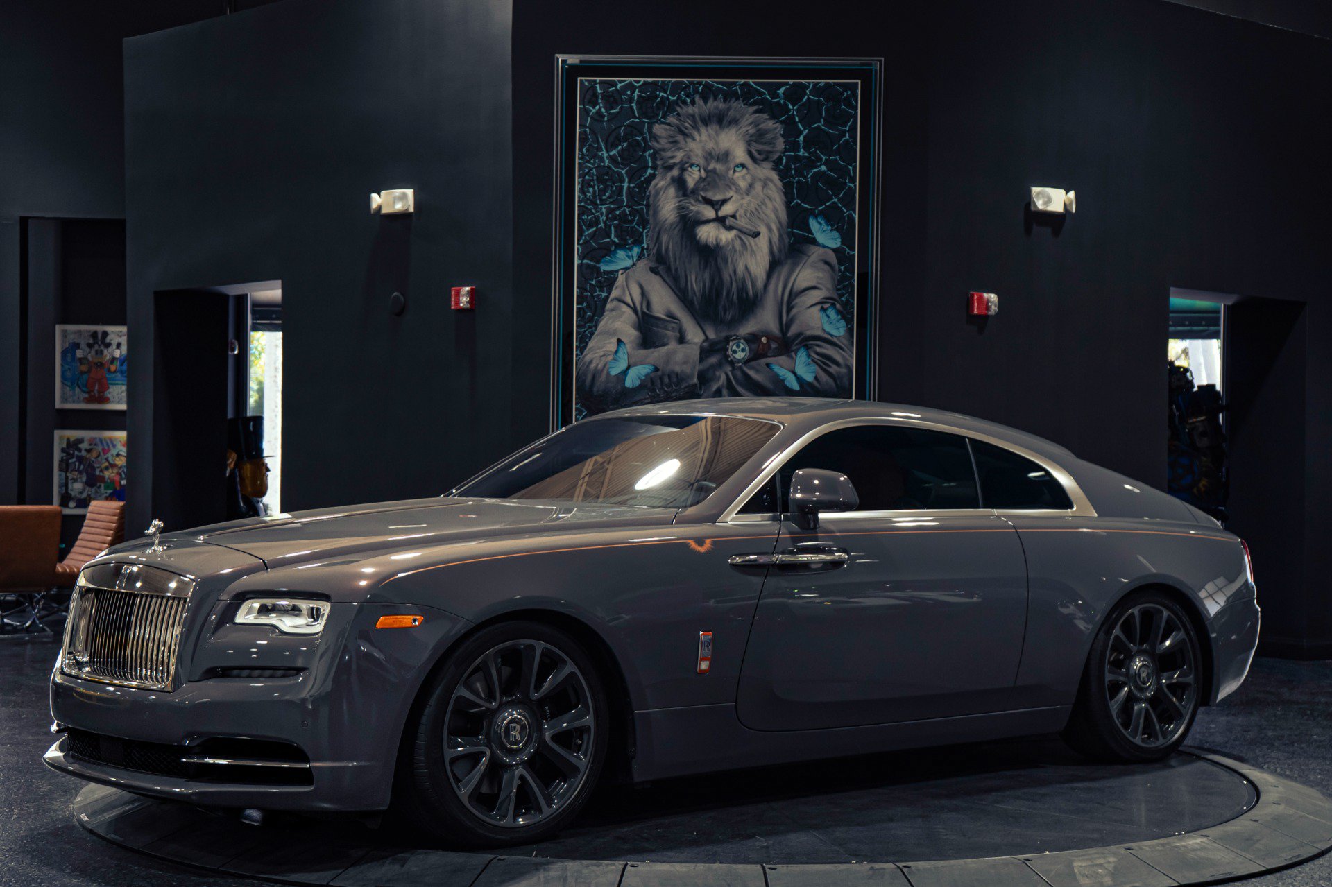 Used 2018 Rolls-Royce Wraith RWD image 1