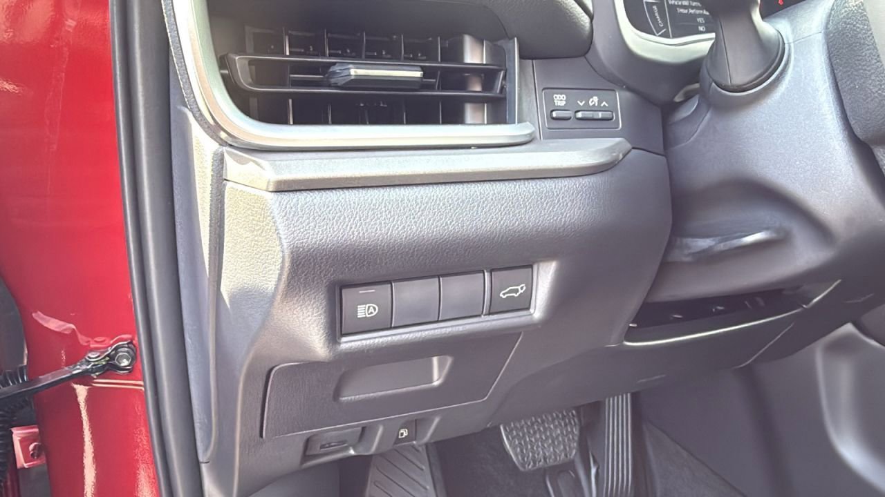 New 2026 Toyota Grand Highlander XLE image 12