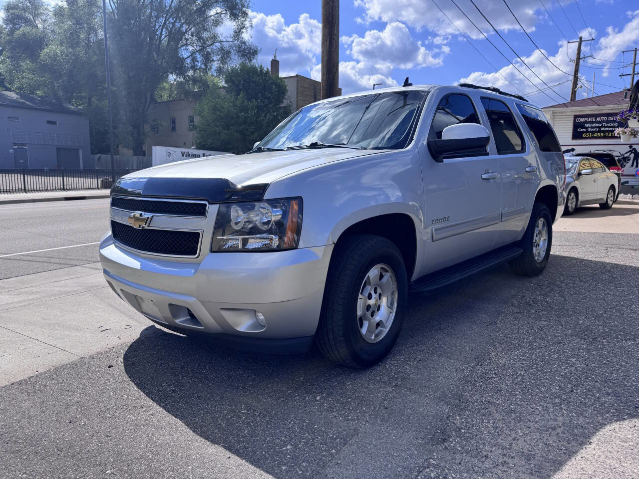 Used 2013 Chevrolet Tahoe LT AWD/4WD image 3