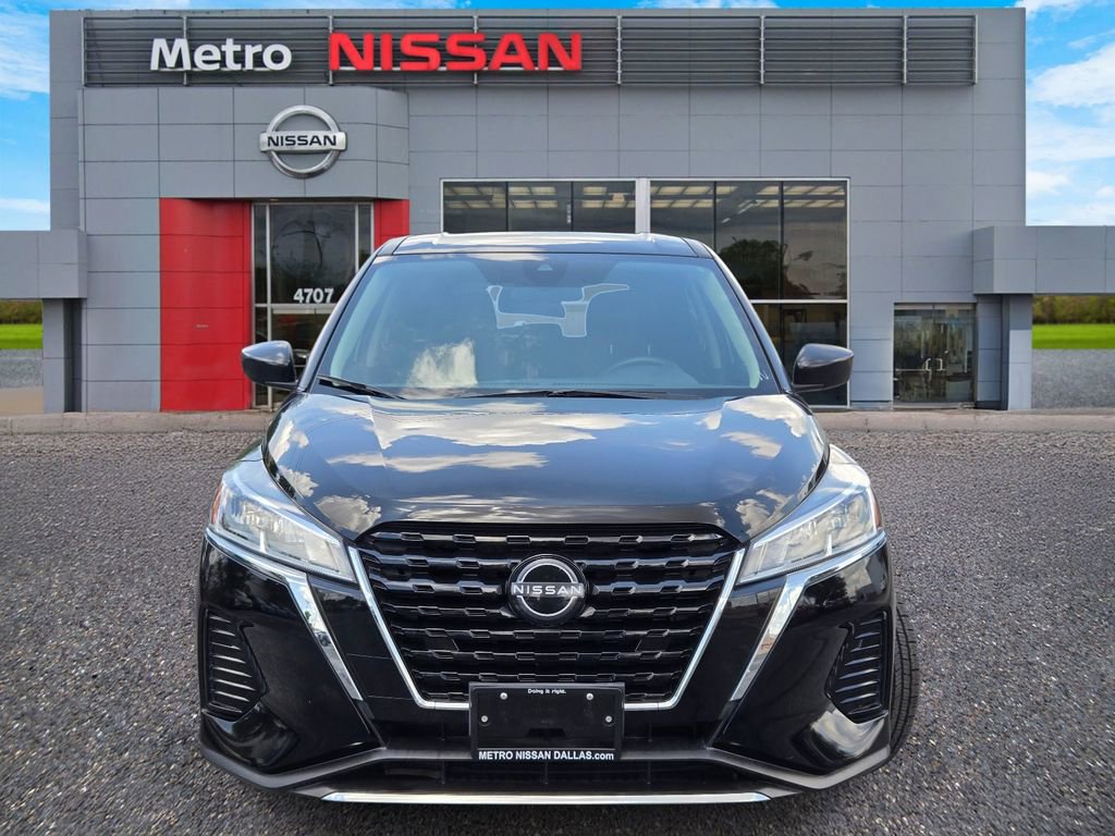 Used 2024 Nissan Kicks S FWD image 2