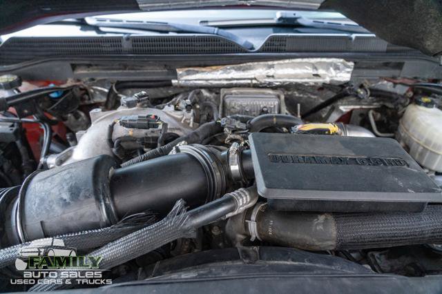 Used 2018 GMC Sierra 2500 Denali w/ Duramax Plus Package AWD/4WD image 17