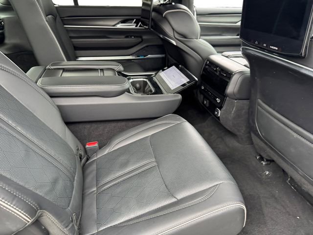 Certified 2025 Jeep Grand Wagoneer Series II Obsidian w/ Quick Order Packagew 28T image 15