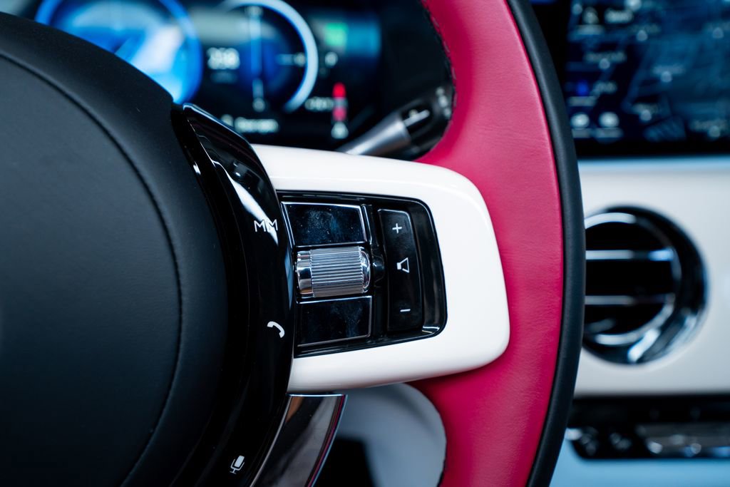 Used 2024 Rolls-Royce Spectre w/ Spectre Launch Package image 43