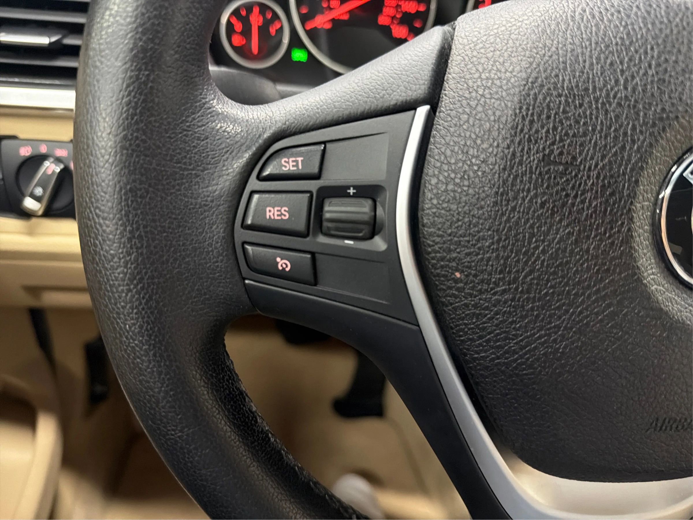 Used 2015 BMW 328i Sedan image 25