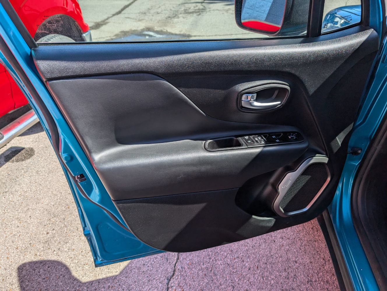 Used 2022 Jeep Renegade Sport AWD/4WD image 11