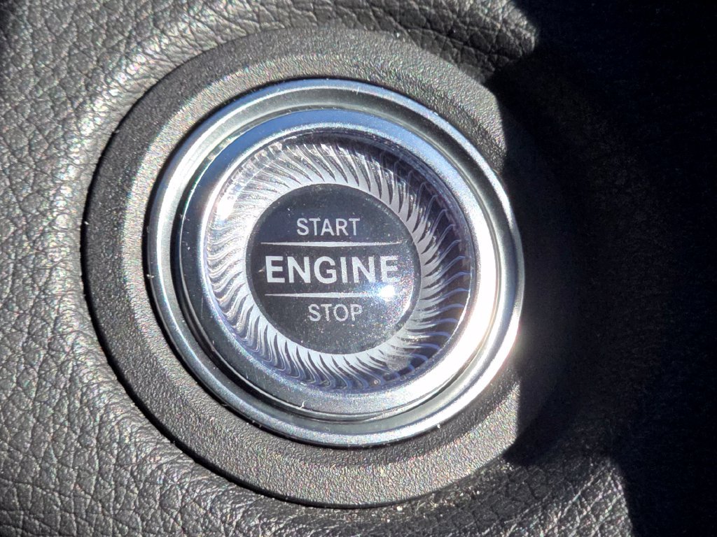 Certified 2021 Mercedes-Benz C 300 4MATIC Sedan image 34