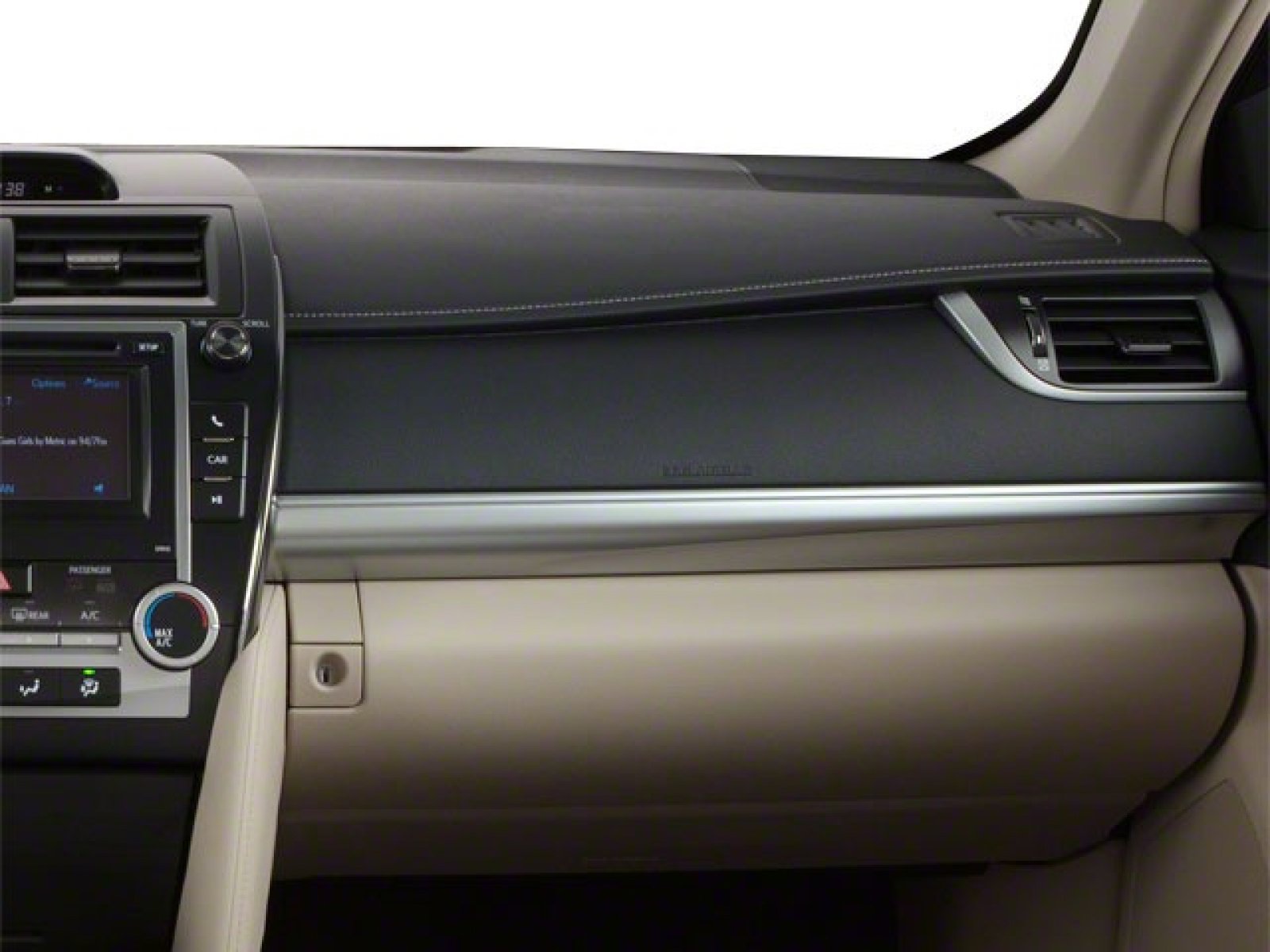 Used 2012 Toyota Camry SE FWD image 14