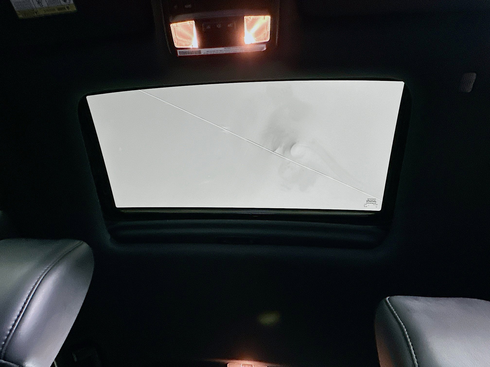 Used 2021 Toyota Tacoma Limited image 25