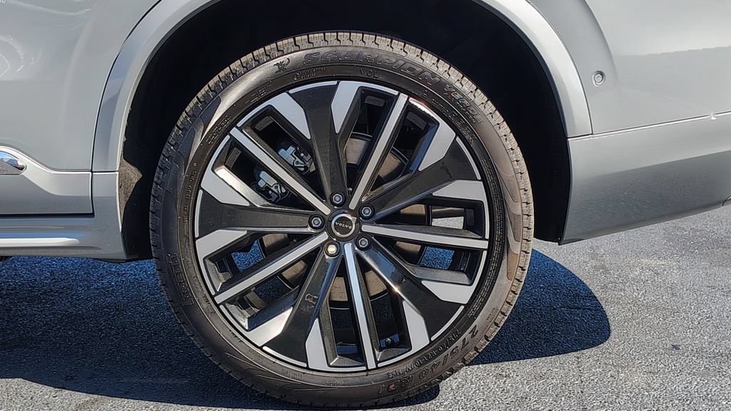 New 2026 Volvo XC90 B6 Plus w/ Protection Package AWD/4WD image 30