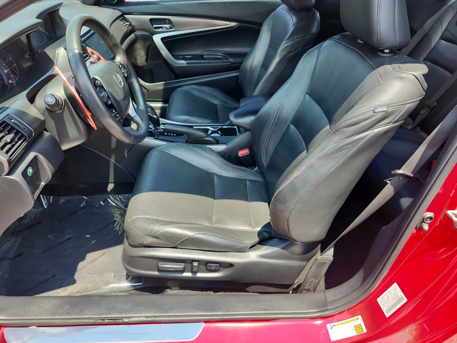 Used 2017 Honda Accord EX-L image 9