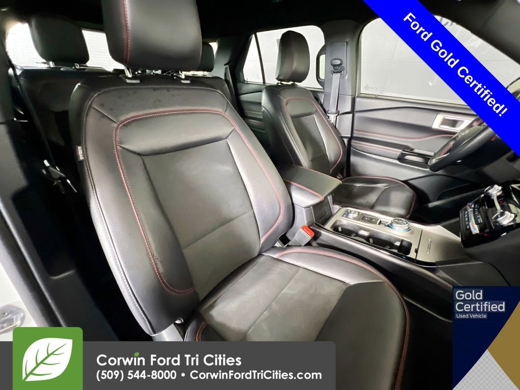 Certified 2024 Ford Explorer ST-Line w/ Class IV Trailer Tow Package image 18