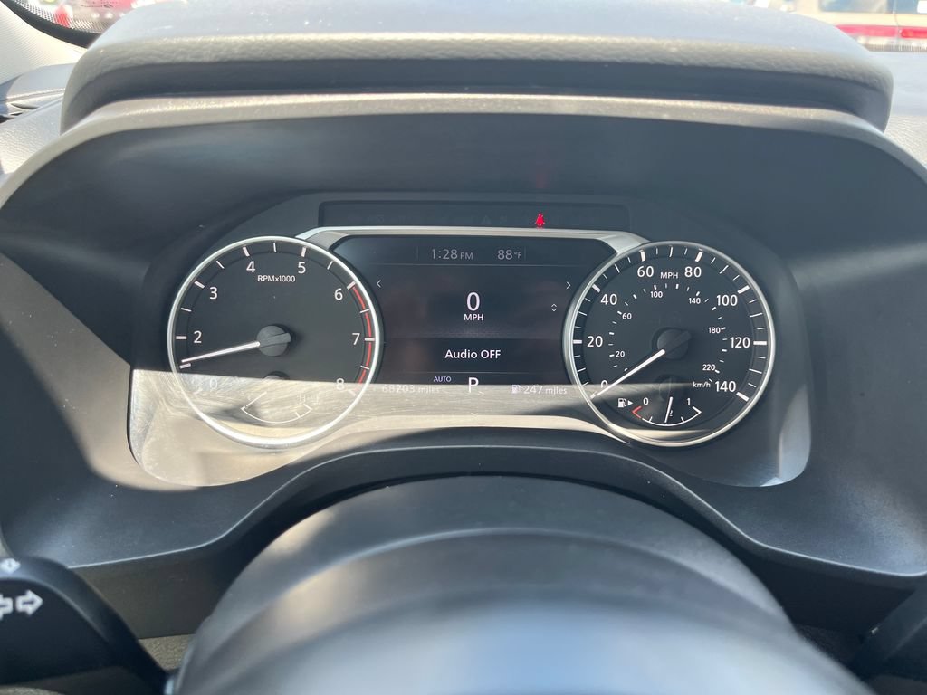 Used 2024 Nissan Rogue S AWD/4WD image 15