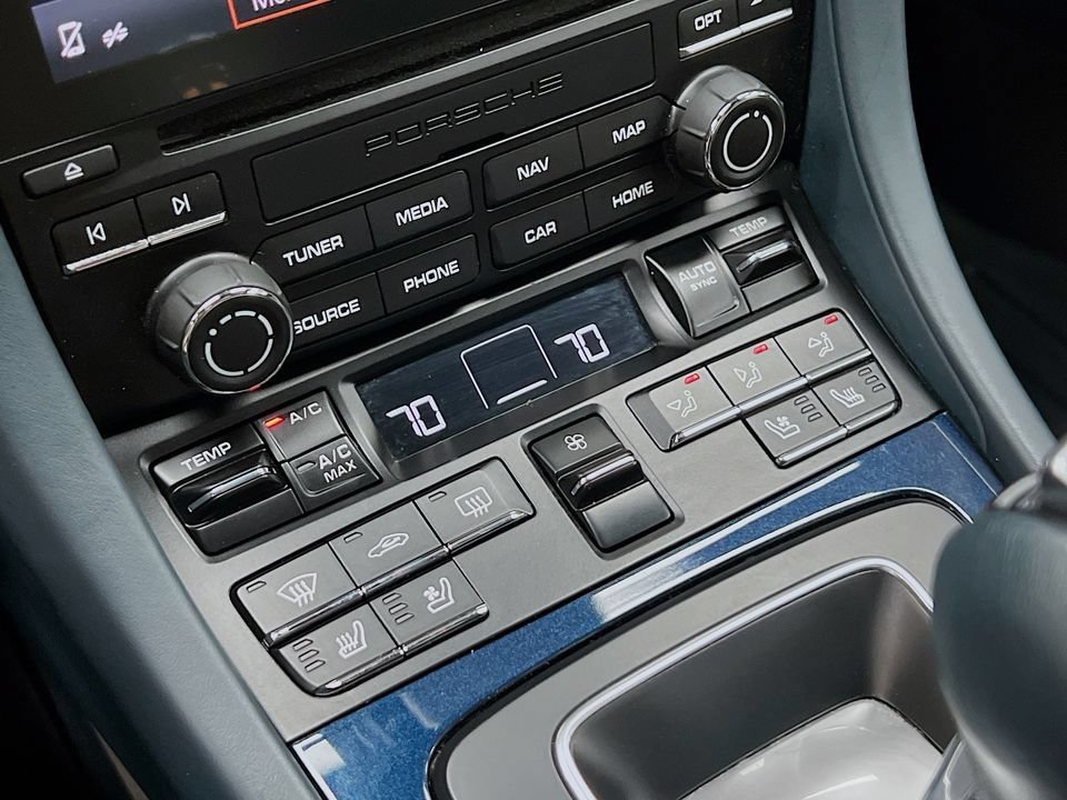 Certified 2019 Porsche 911 Turbo S AWD/4WD image 18