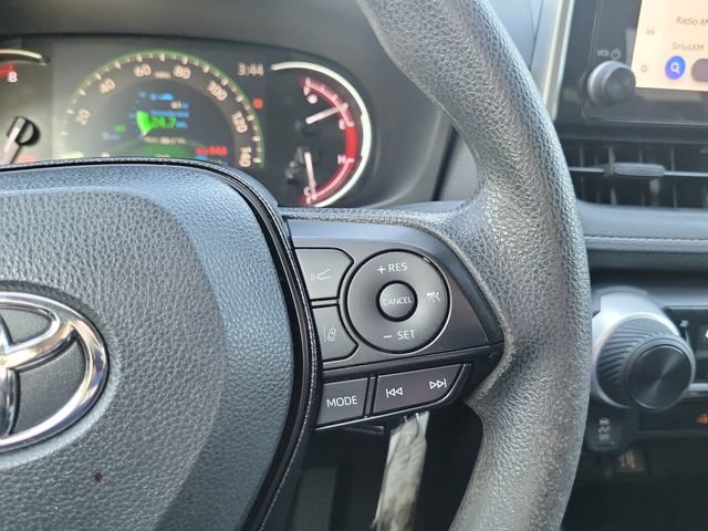 Used 2024 Toyota RAV4 LE FWD image 15