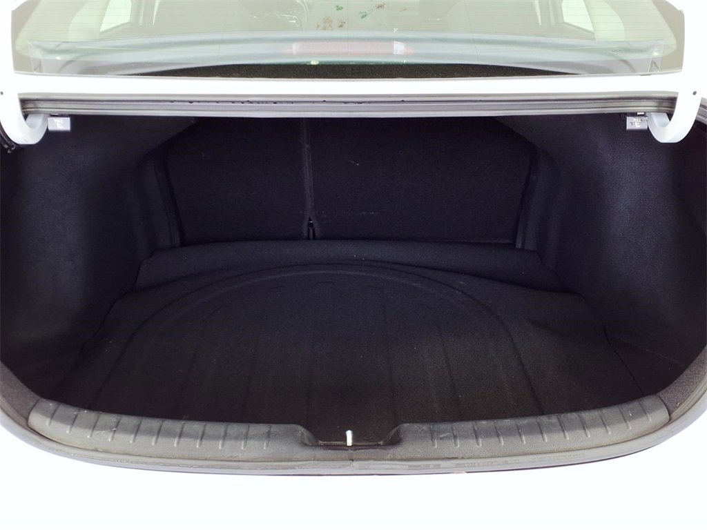 Used 2022 Kia Forte LXS w/ LXS Technology Package image 11