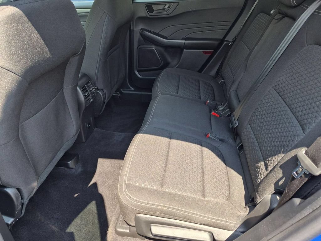 Used 2023 Ford Escape Active w/ Tech Pack #1 AWD/4WD image 25