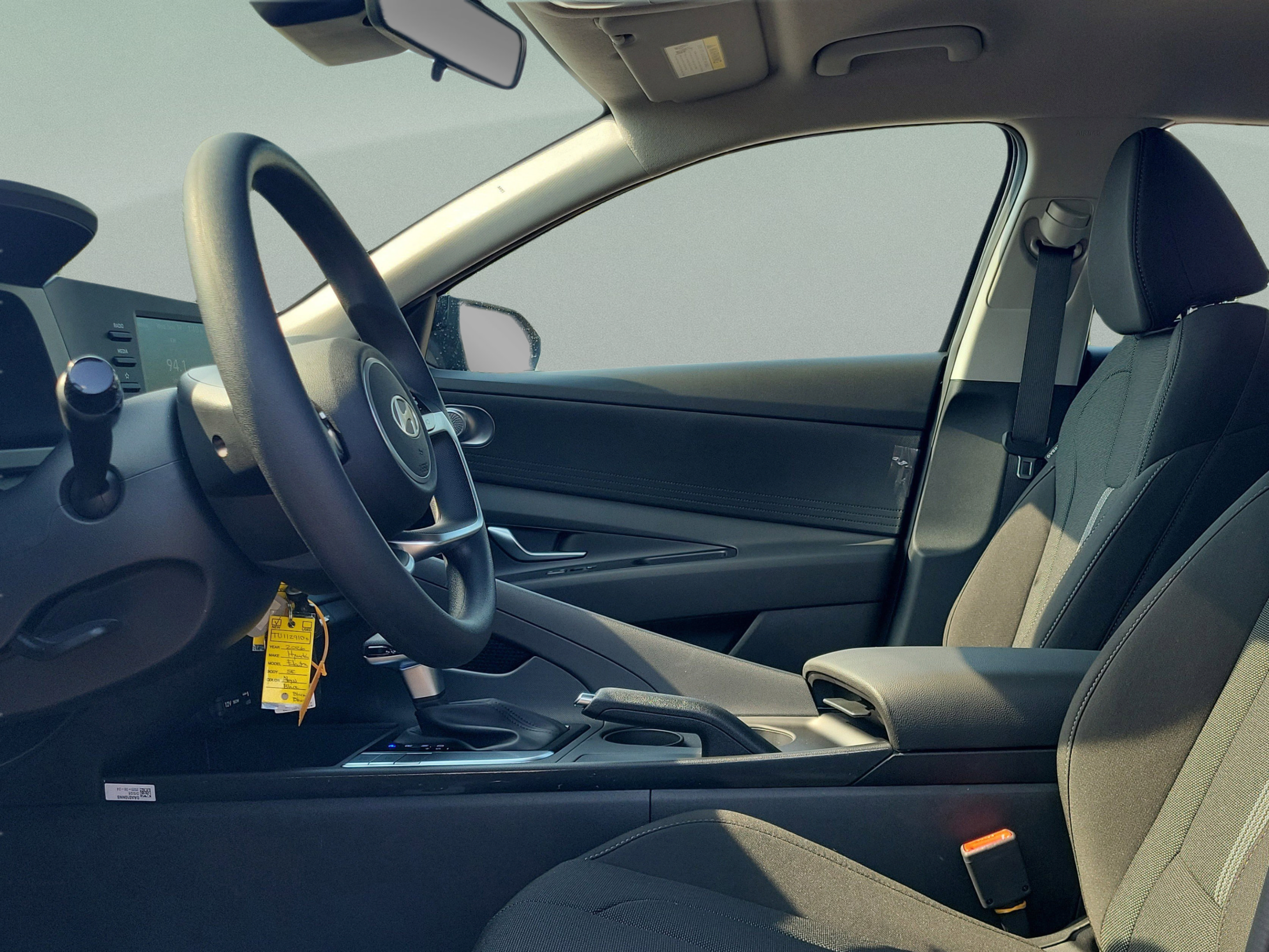 New 2026 Hyundai Elantra SE FWD image 19