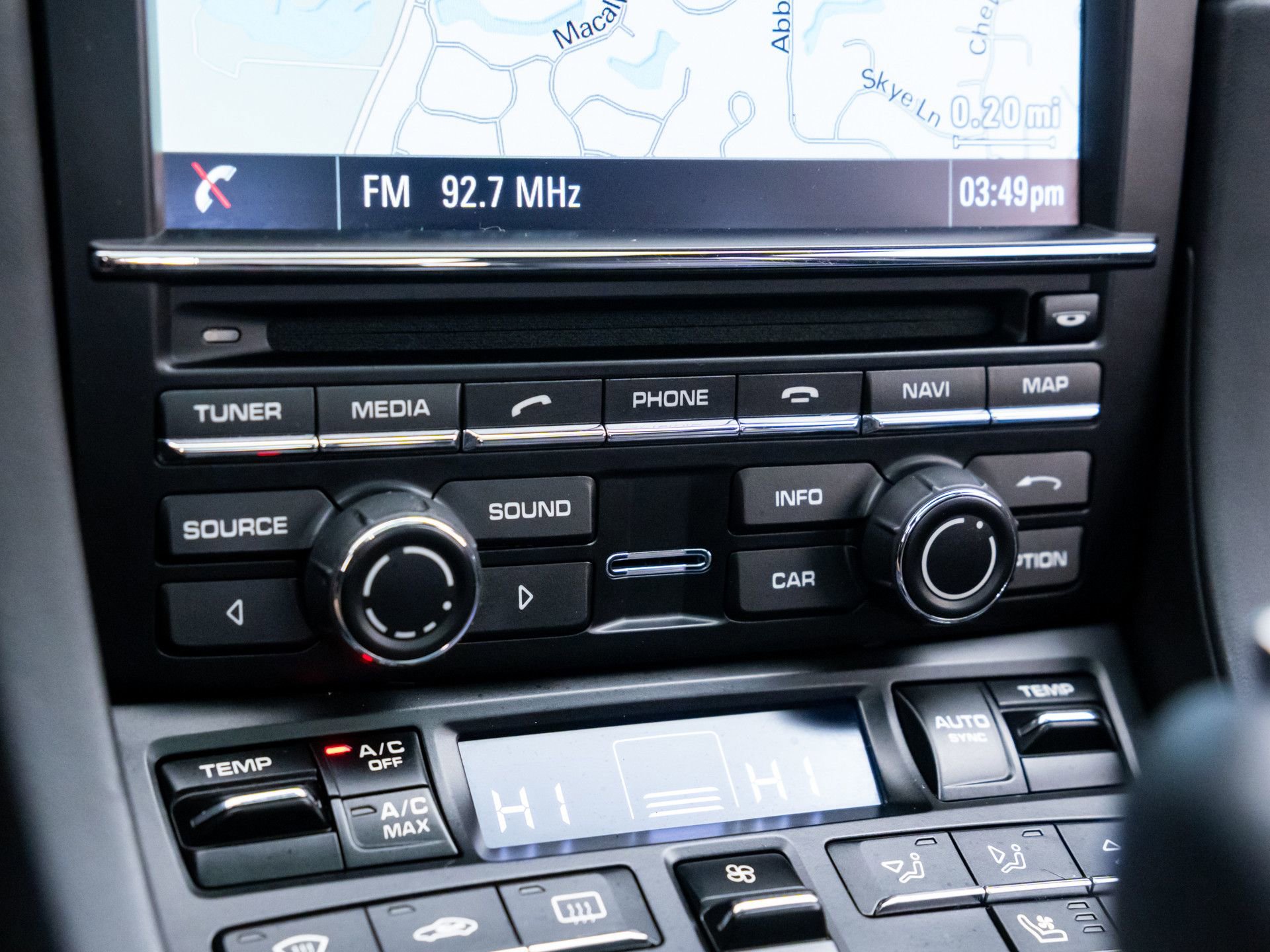 Used 2014 Porsche 911 Turbo S image 26