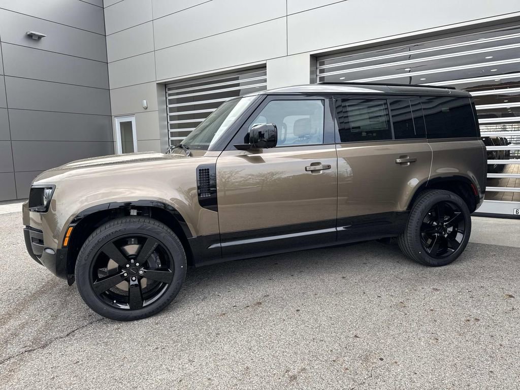 New 2026 Land Rover Defender 110 X-Dynamic SE image 3