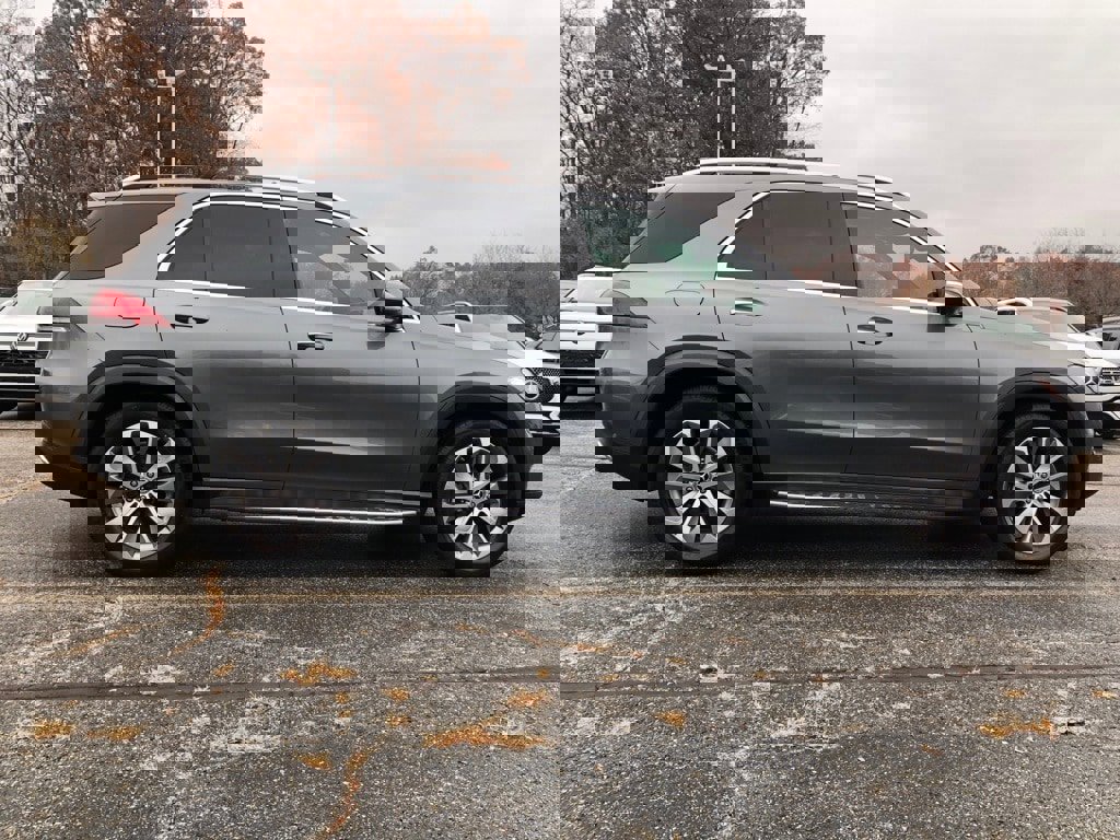 Used 2022 Mercedes-Benz GLE 350 4MATIC w/ Premium Package image 8