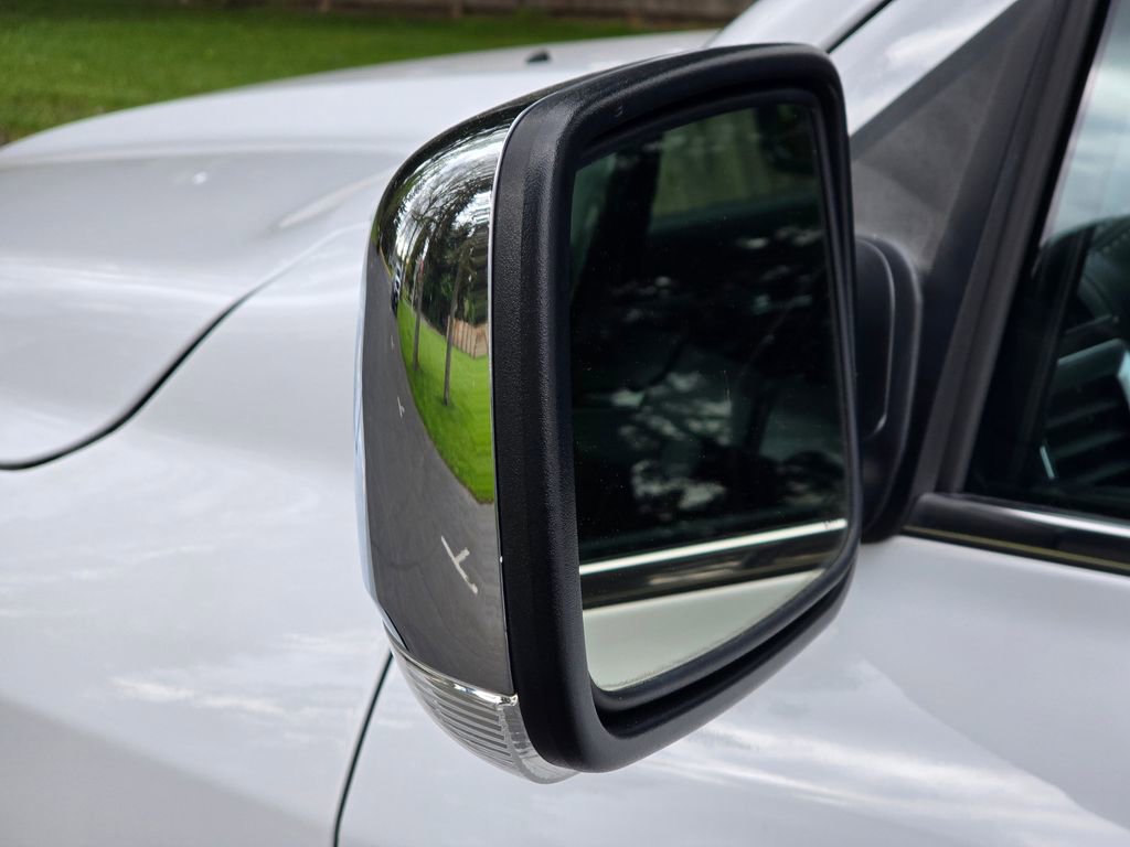 Used 2015 RAM 1500 Limited AWD/4WD image 12