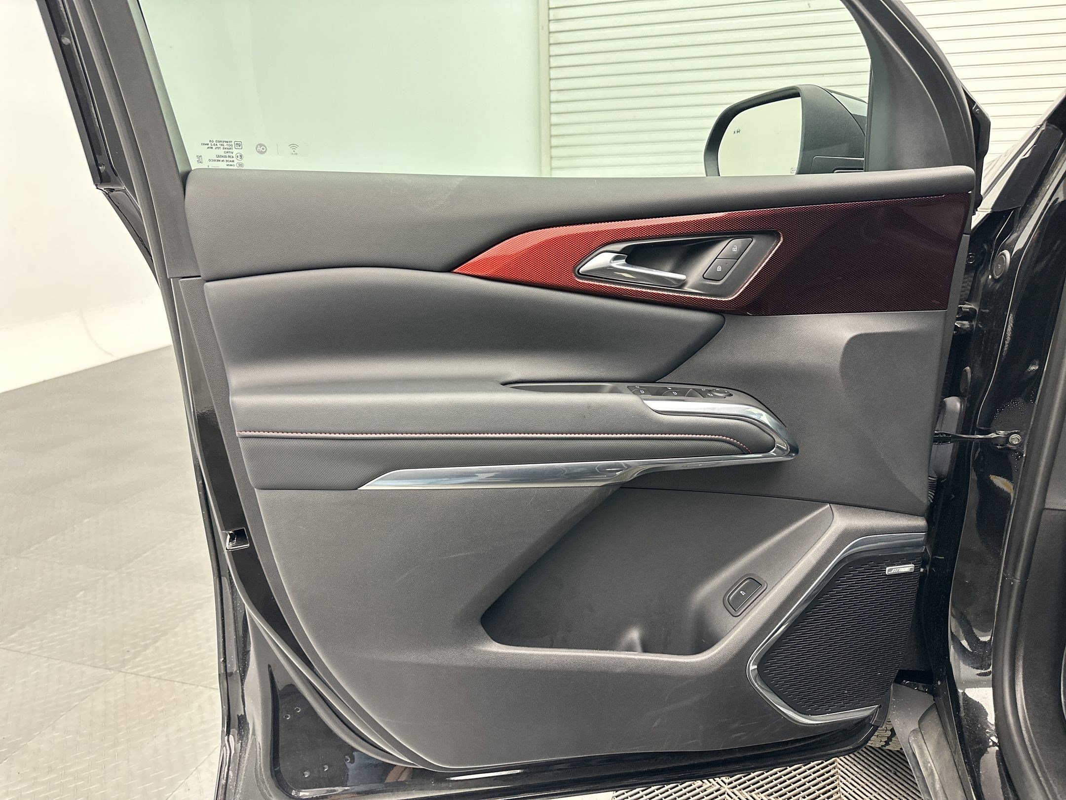 Certified 2025 Chevrolet Traverse Z71 w/ Enhanced Driving Package image 21