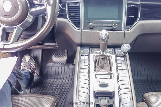 Used 2017 Porsche Macan S AWD/4WD image 24