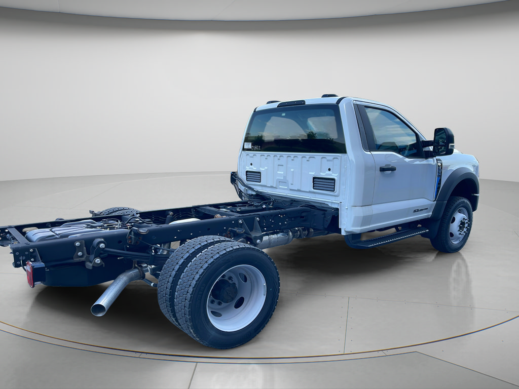 Used 2024 Ford F550 4x4 Regular Cab Super Duty image 11
