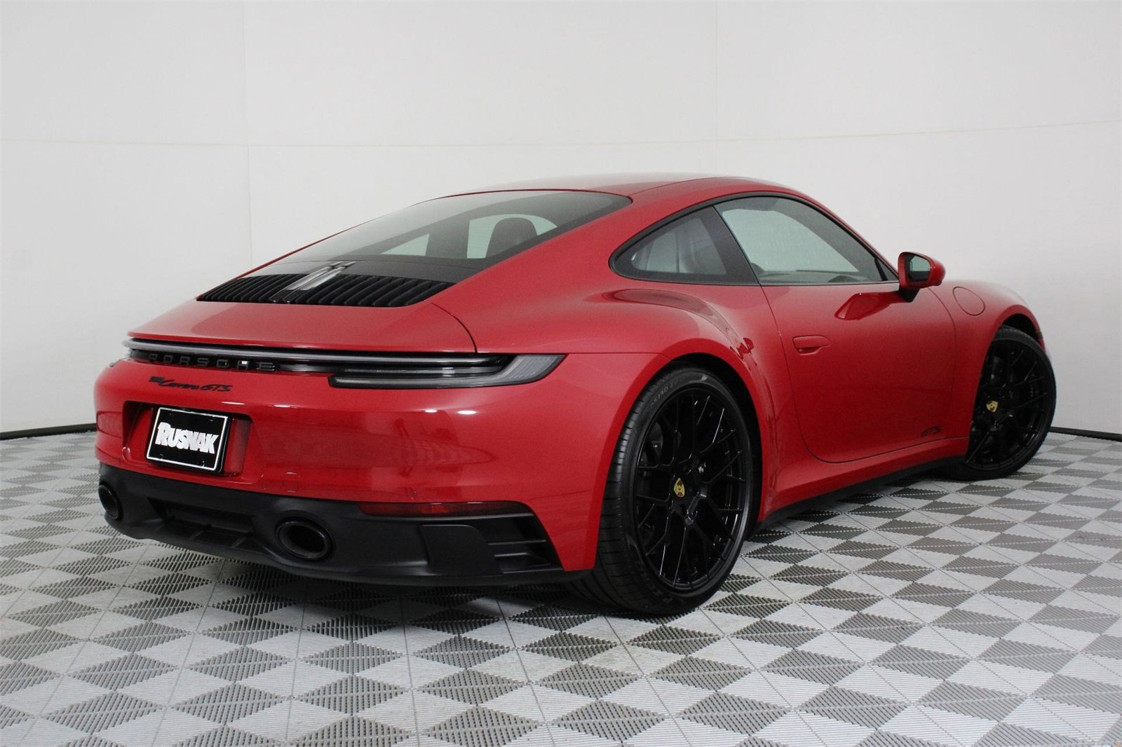 Used 2024 Porsche 911 Carrera GTS image 7
