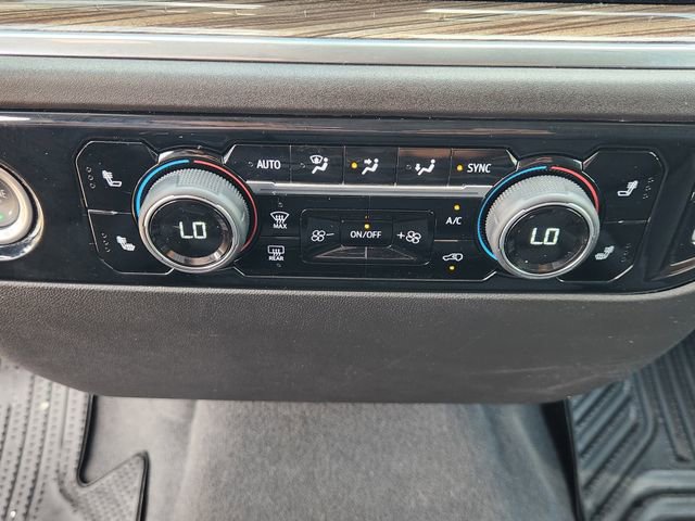 Used 2024 Chevrolet Silverado 1500 LT AWD/4WD image 18