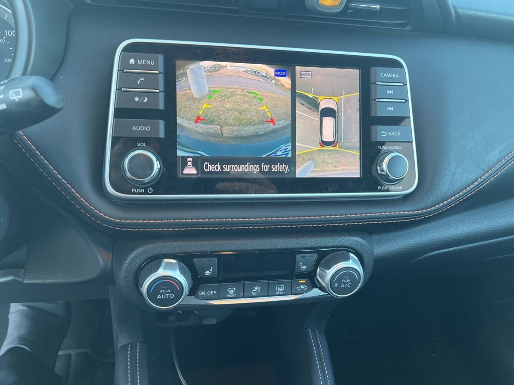 Used 2019 Nissan Kicks SR w/ SR Premium Package image 19