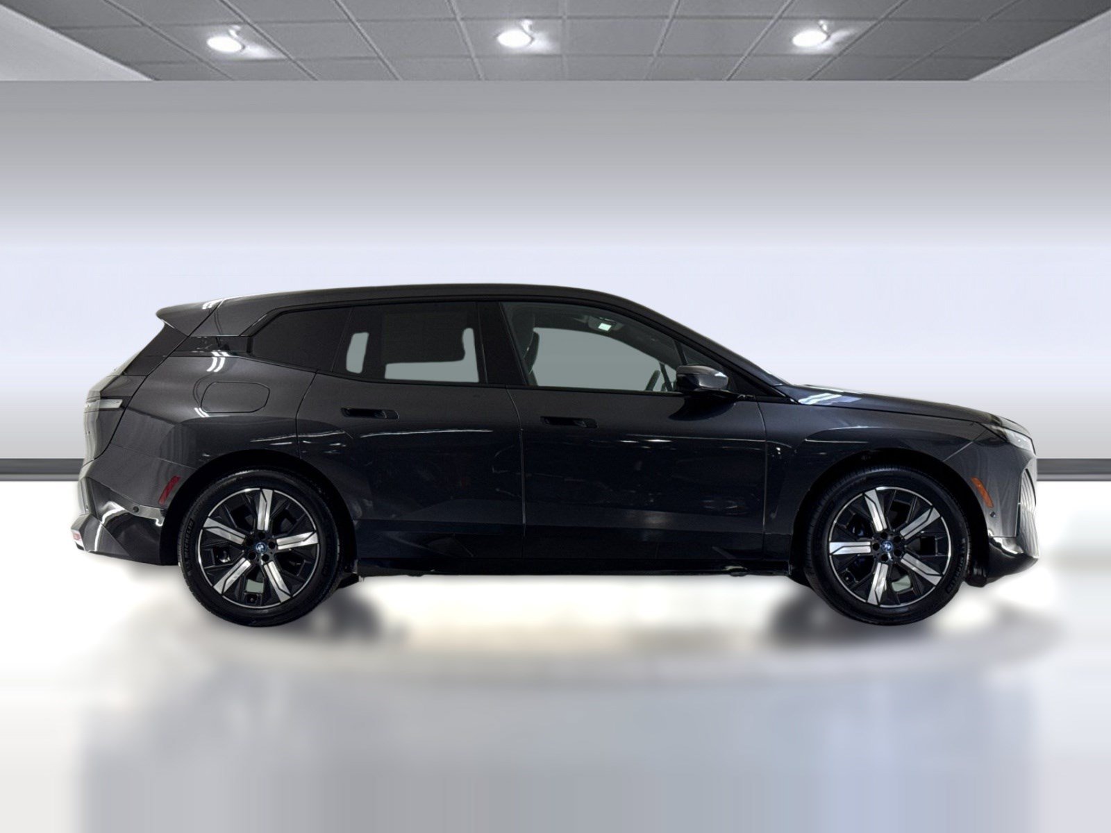 Certified 2023 BMW iX xDrive50 w/ Sport Package AWD/4WD image 7