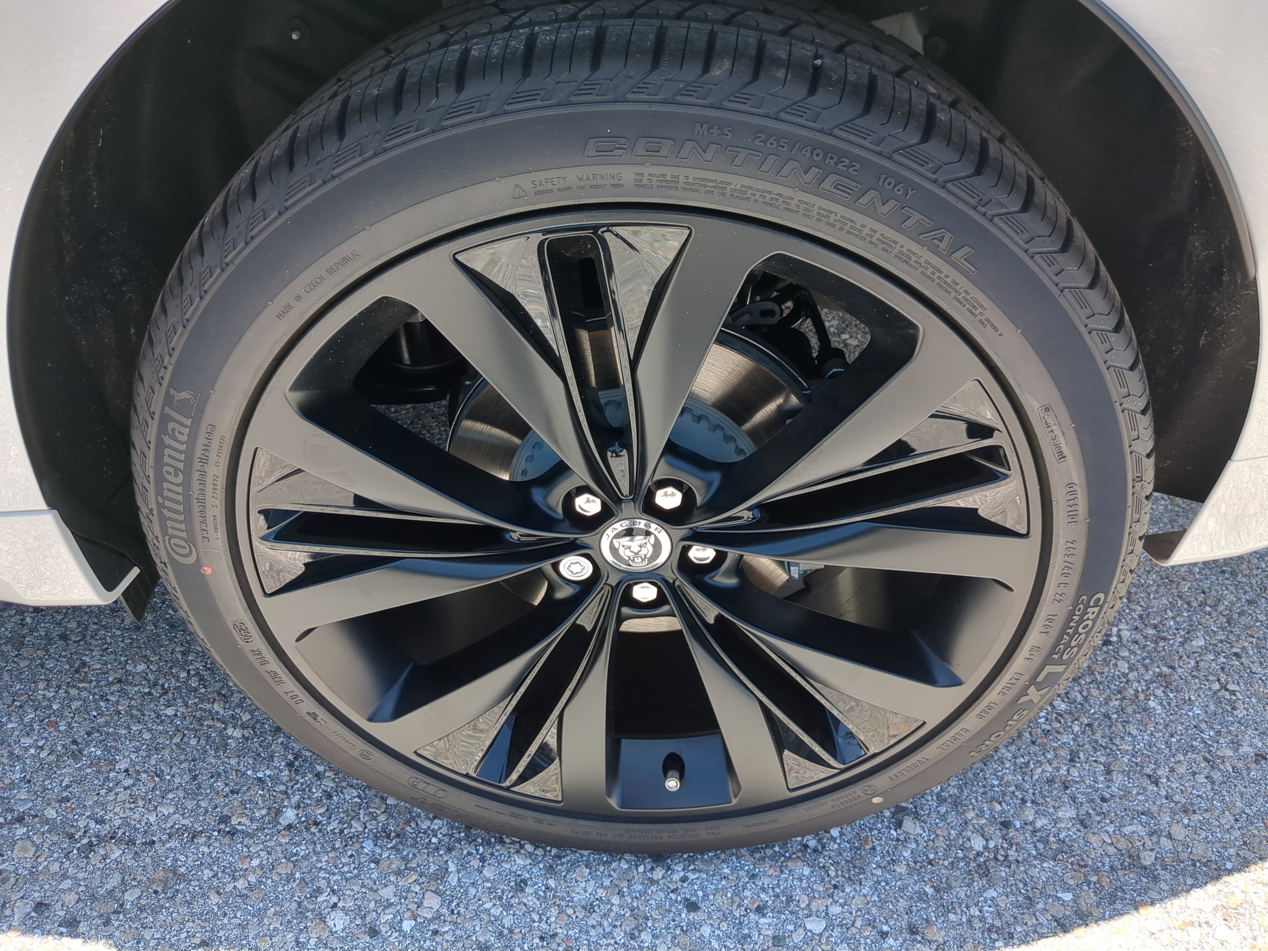 New 2026 Jaguar F-PACE R-Dynamic S image 37