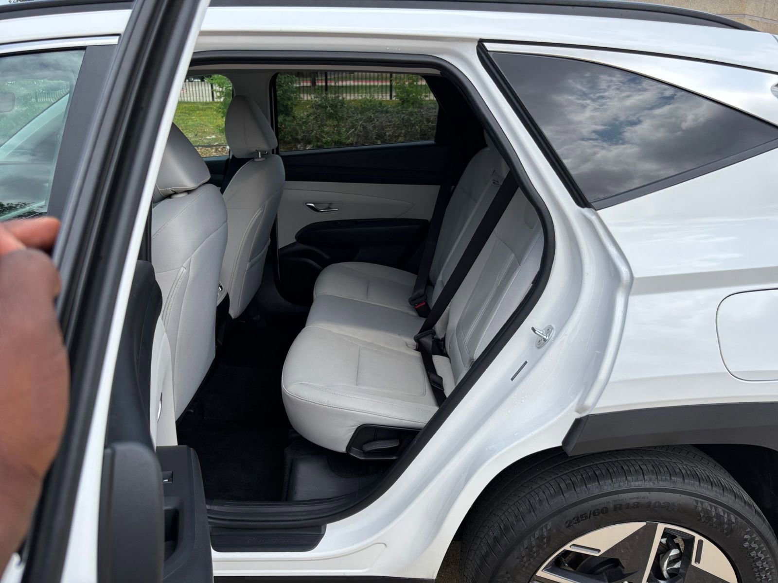 Used 2025 Hyundai Tucson SEL AWD/4WD image 29