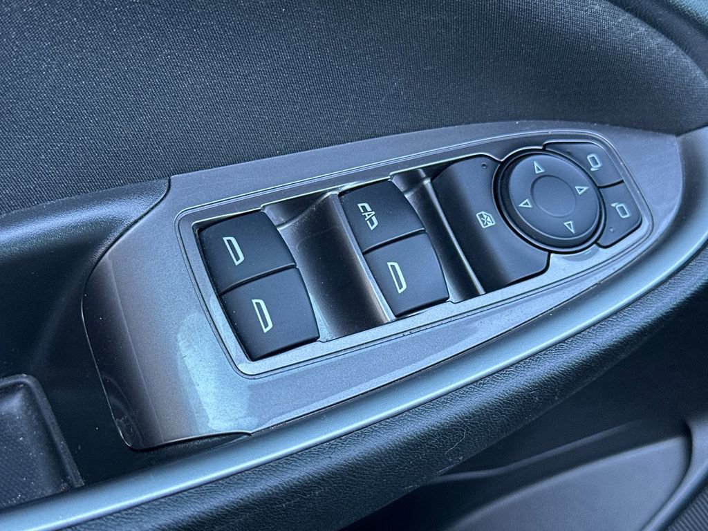 Used 2023 Chevrolet Malibu LT image 11