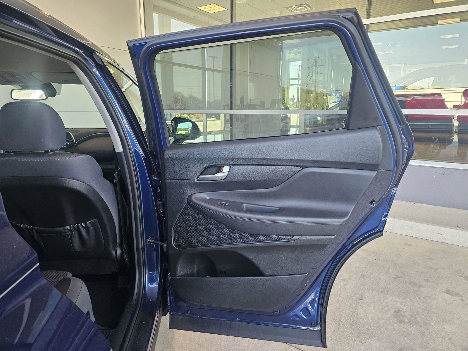 Used 2020 Hyundai Santa Fe SEL image 13