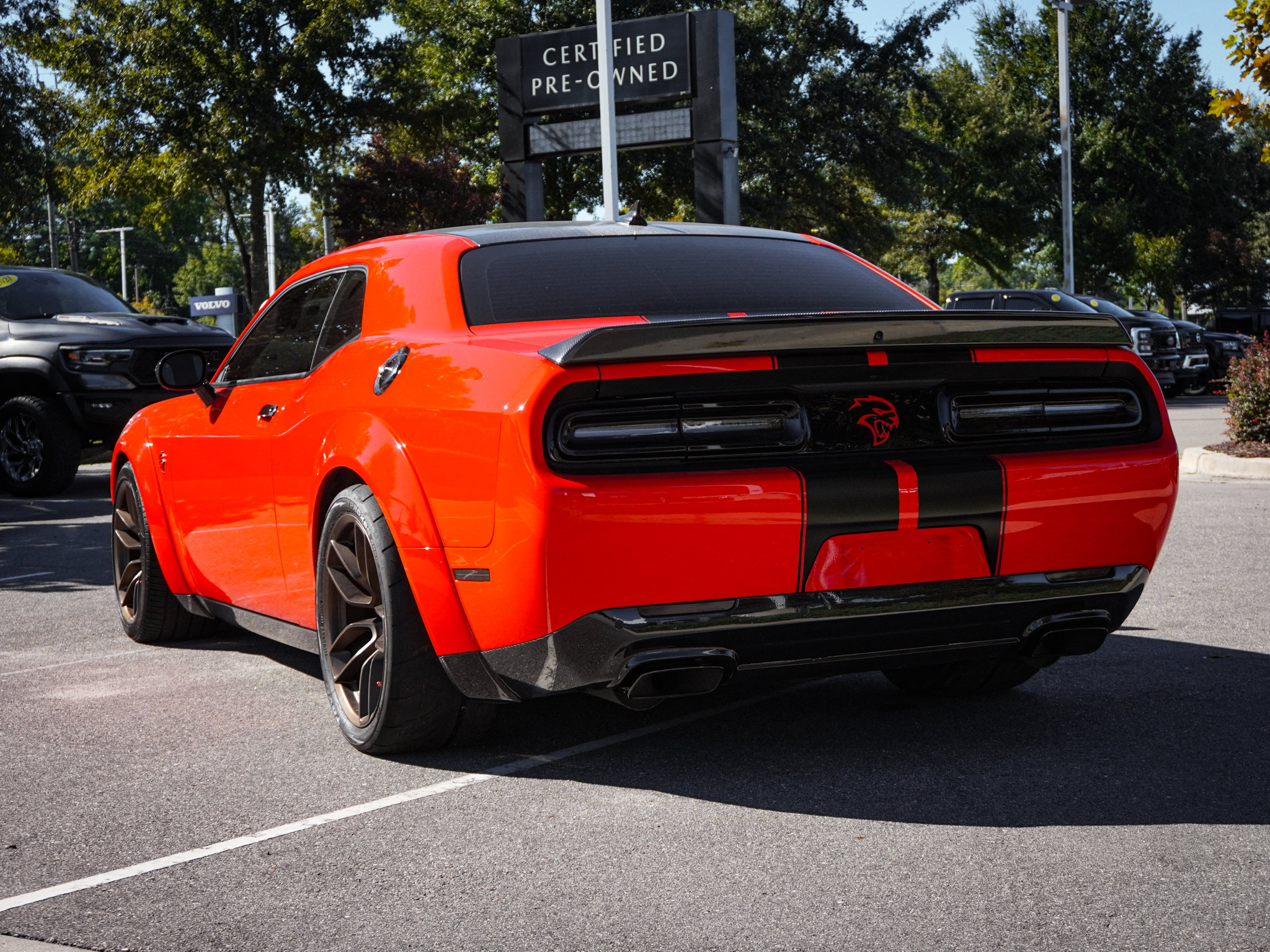 Used 2023 Dodge Challenger SRT Hellcat RWD image 8
