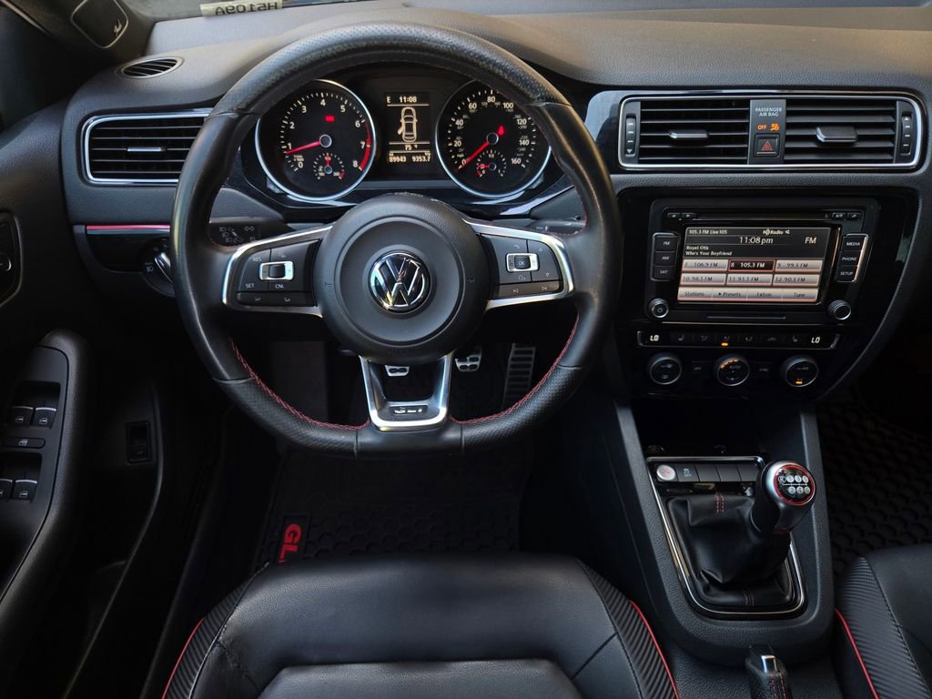 Used 2015 Volkswagen Jetta GLI SE FWD image 14