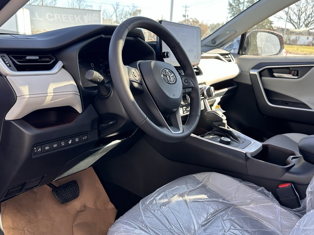 New 2025 Toyota RAV4 Limited image 7