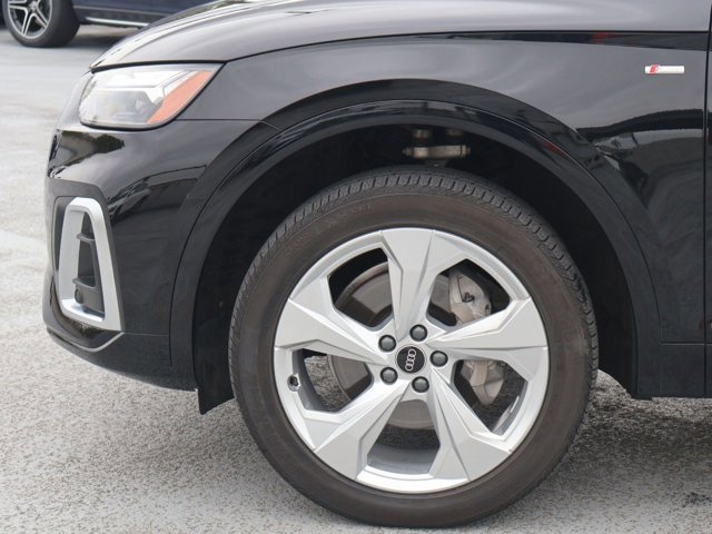 Certified 2023 Audi Q5 2.0T Premium Plus w/ Premium Plus Package AWD/4WD image 9