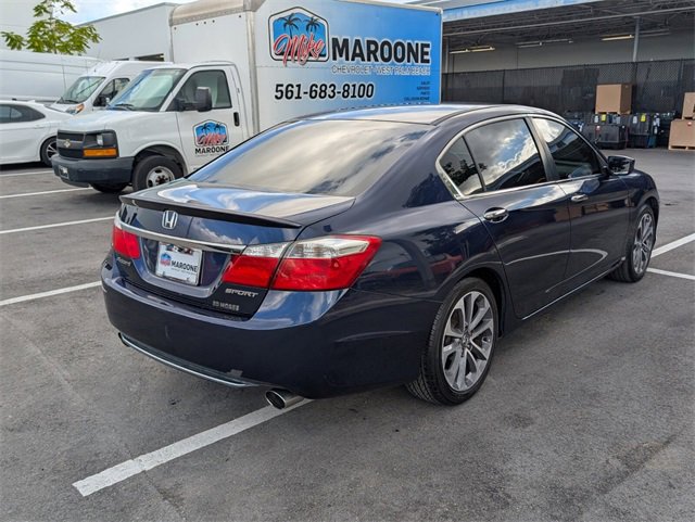 Used 2015 Honda Accord Sport image 12