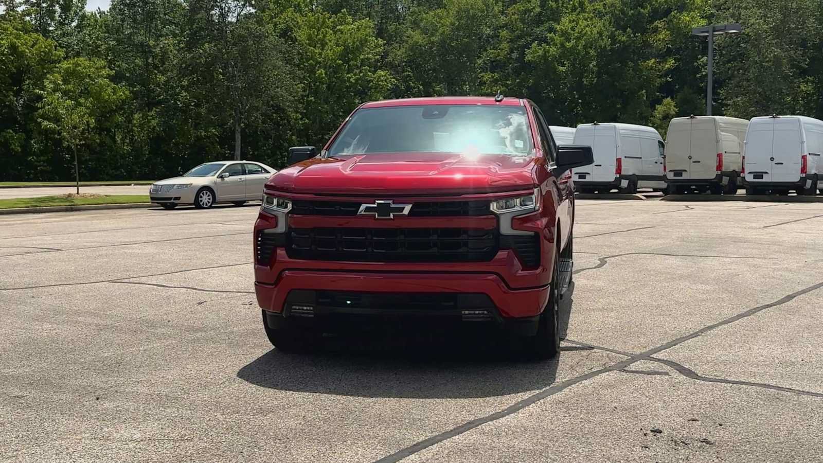 Certified 2025 Chevrolet Silverado 1500 RST AWD/4WD image 3